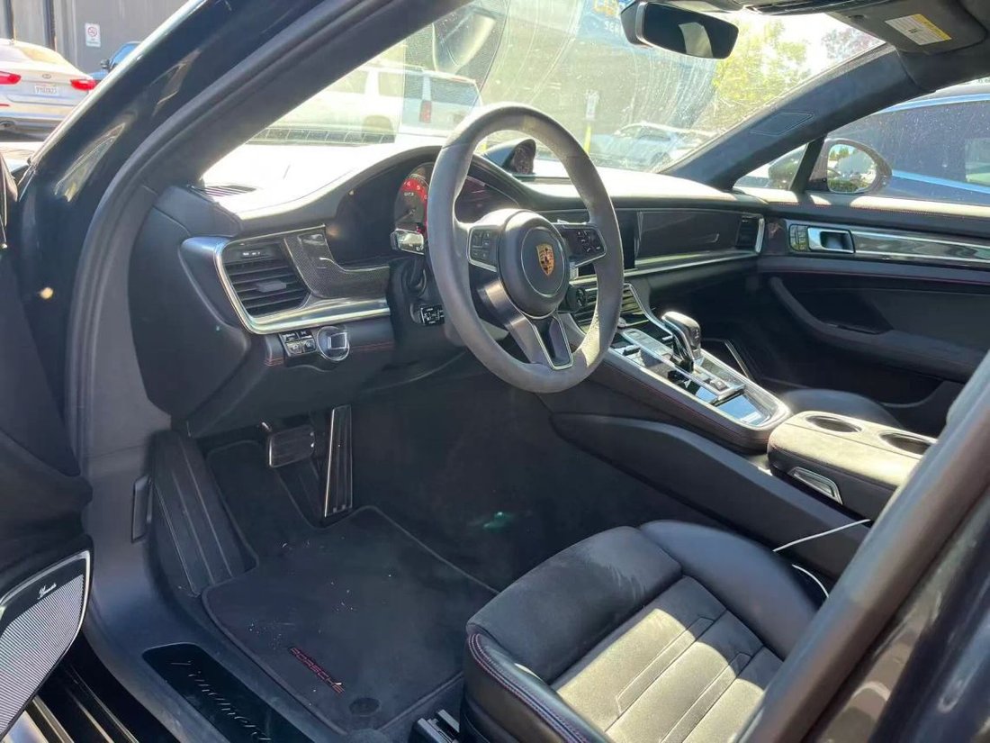 Sedan in Costa Mesa, CA, United States 3 - 19075836