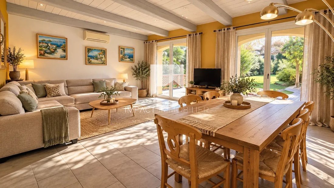 Casa de Campo en Hyères, Provenza-Alpes-Costa Azul, Francia 2 - 19074448