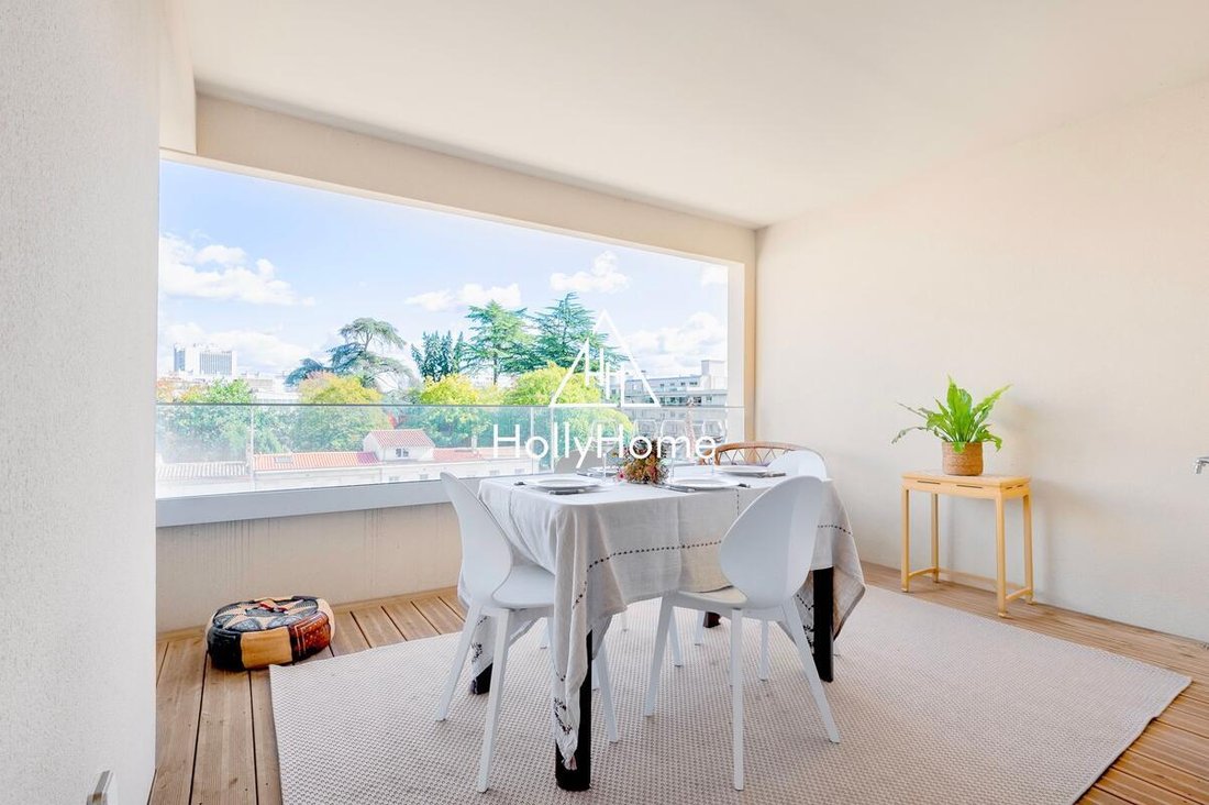 Apartment in Grand Parc-Chartrons-Paul Doumer, Bordeaux, France 1 - 19075337