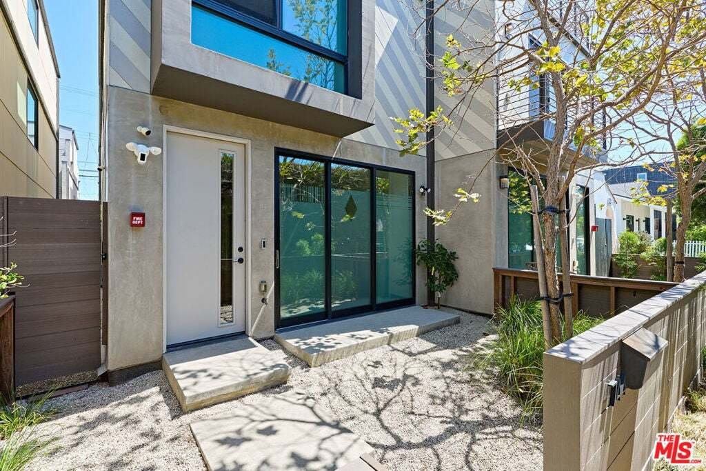 House in Los Angeles, California, United States 3 - 19073424