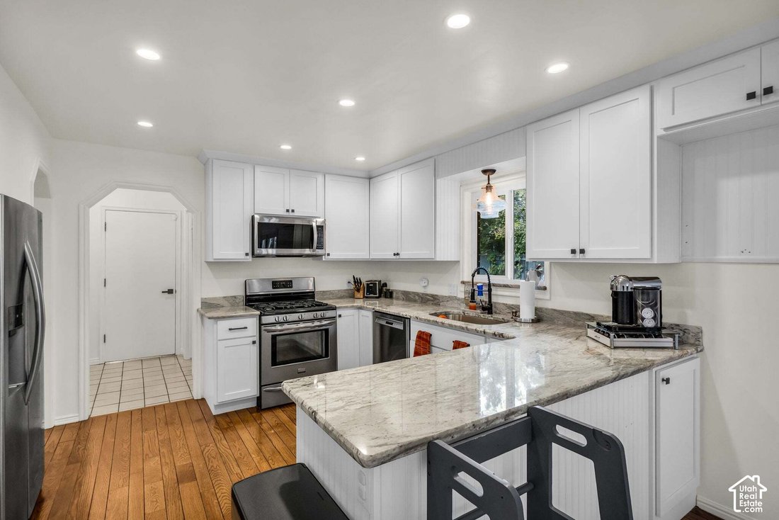 House in Sandy, Utah, United States 5 - 19073895