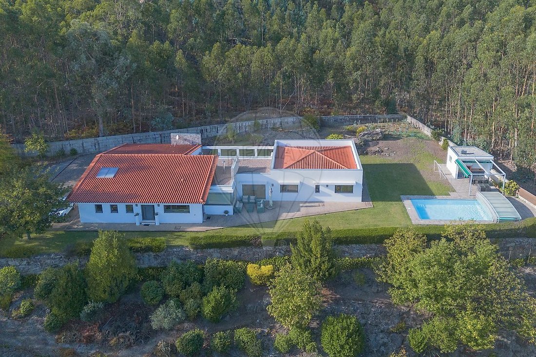 Casa en Eiriz, Distrito de Oporto, Portugal 1 - 19069828