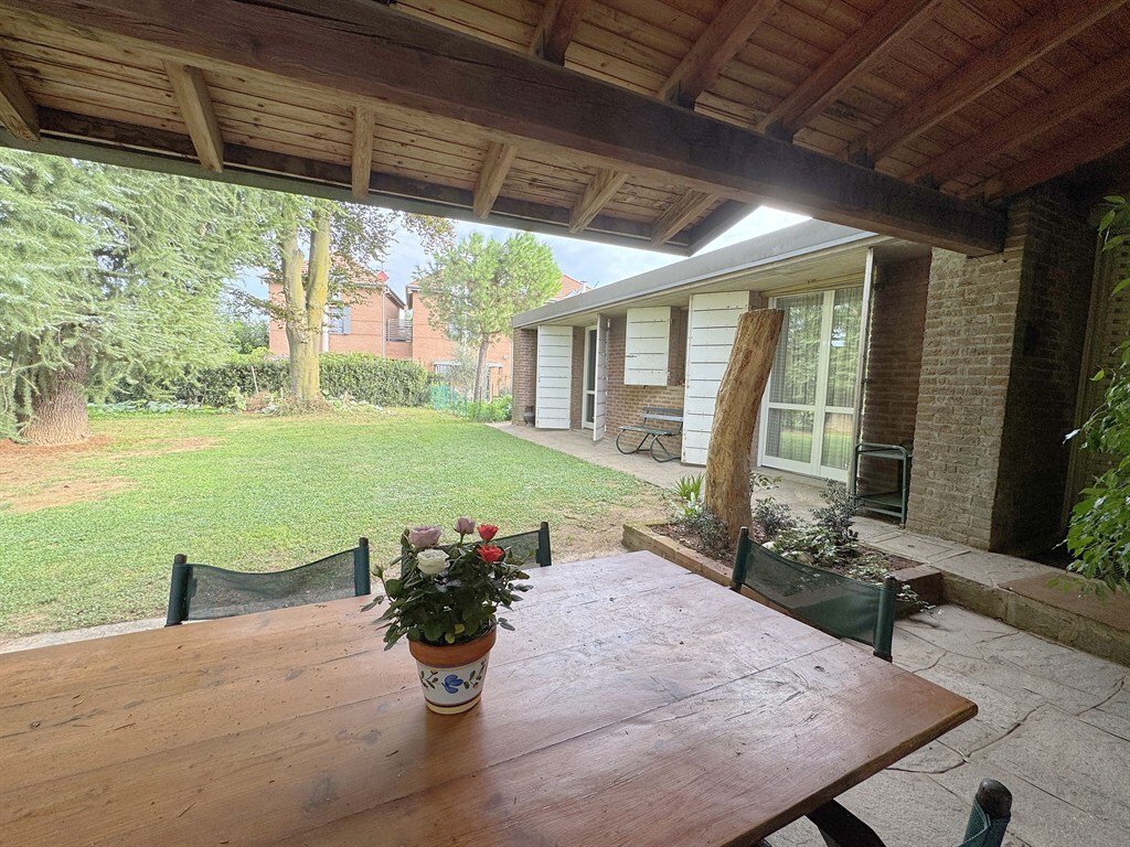 Villa in Usmate Velate, Lombardy, Italy 2 - 19073679