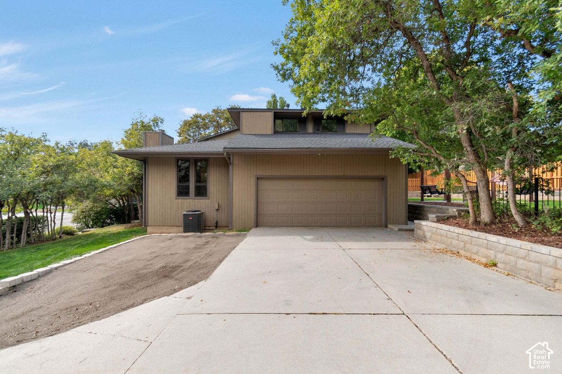 Casa a Cottonwood Heights, Utah, Stati Uniti 3 - 19073927