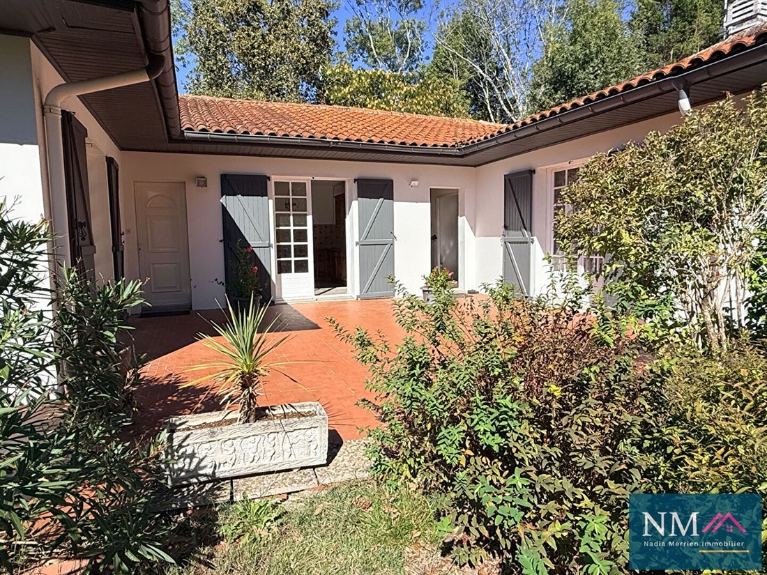 Casa en Urcuit, Nueva Aquitania, Francia 2 - 19070872
