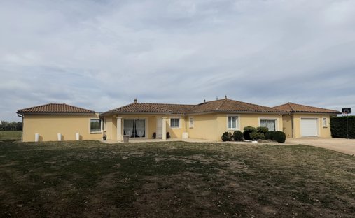 House in Amberieux-en-Dombes, Auvergne-Rhône-Alpes, France 1