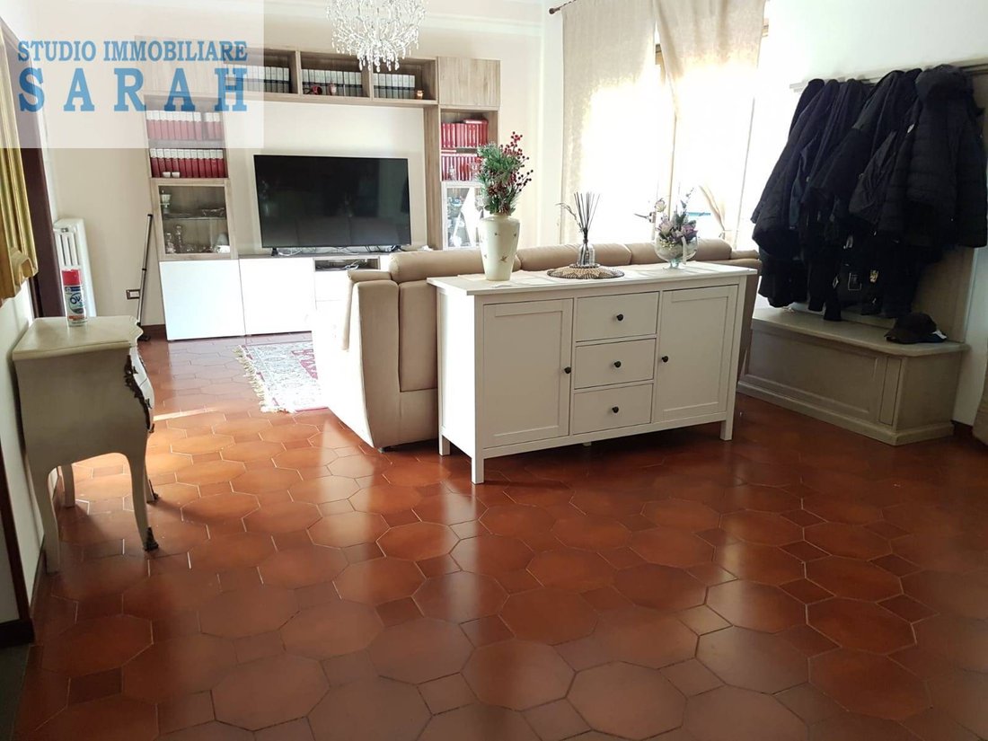 Villa in Camaiore, Toskana, Italien 5 - 16575726