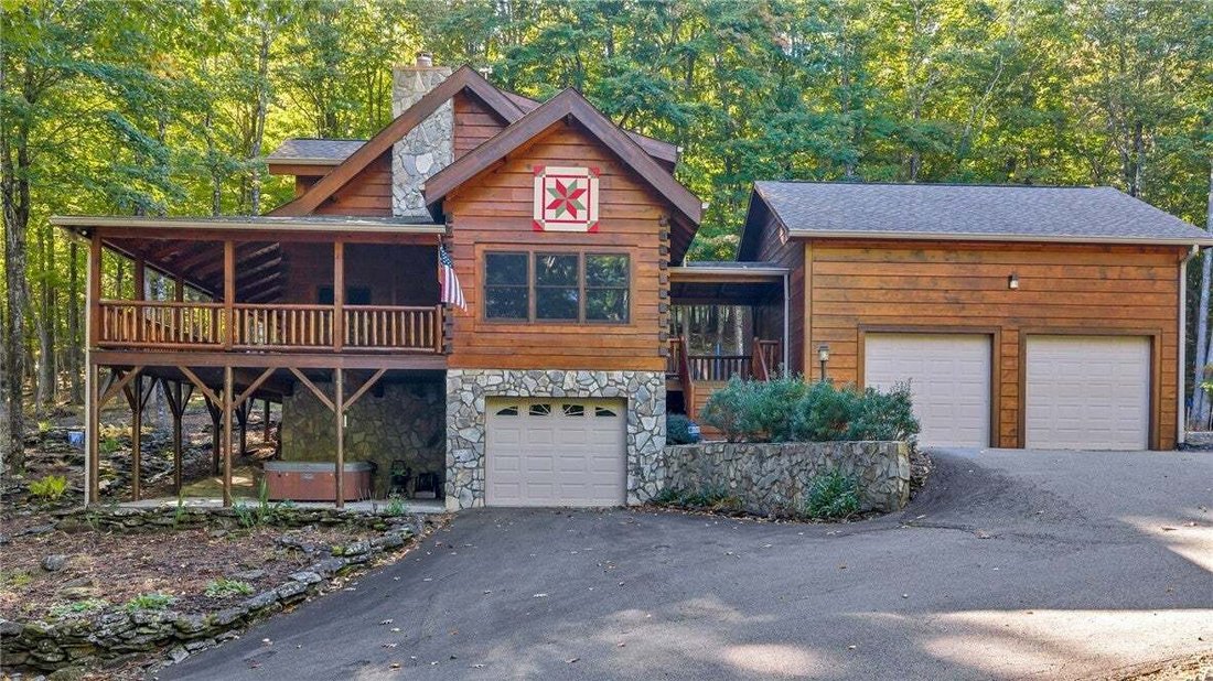 House in West Jefferson, North Carolina, United States 1 - 19073276