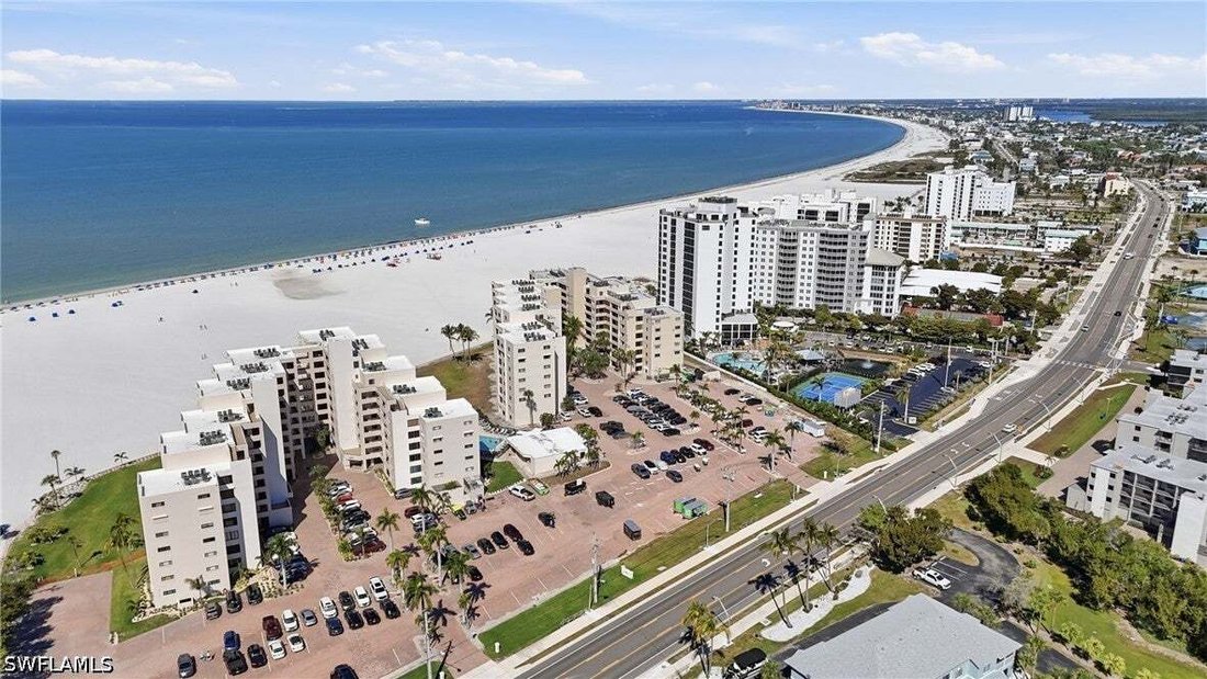 Condo in Fort Myers Beach, Florida, United States 1 - 19074057