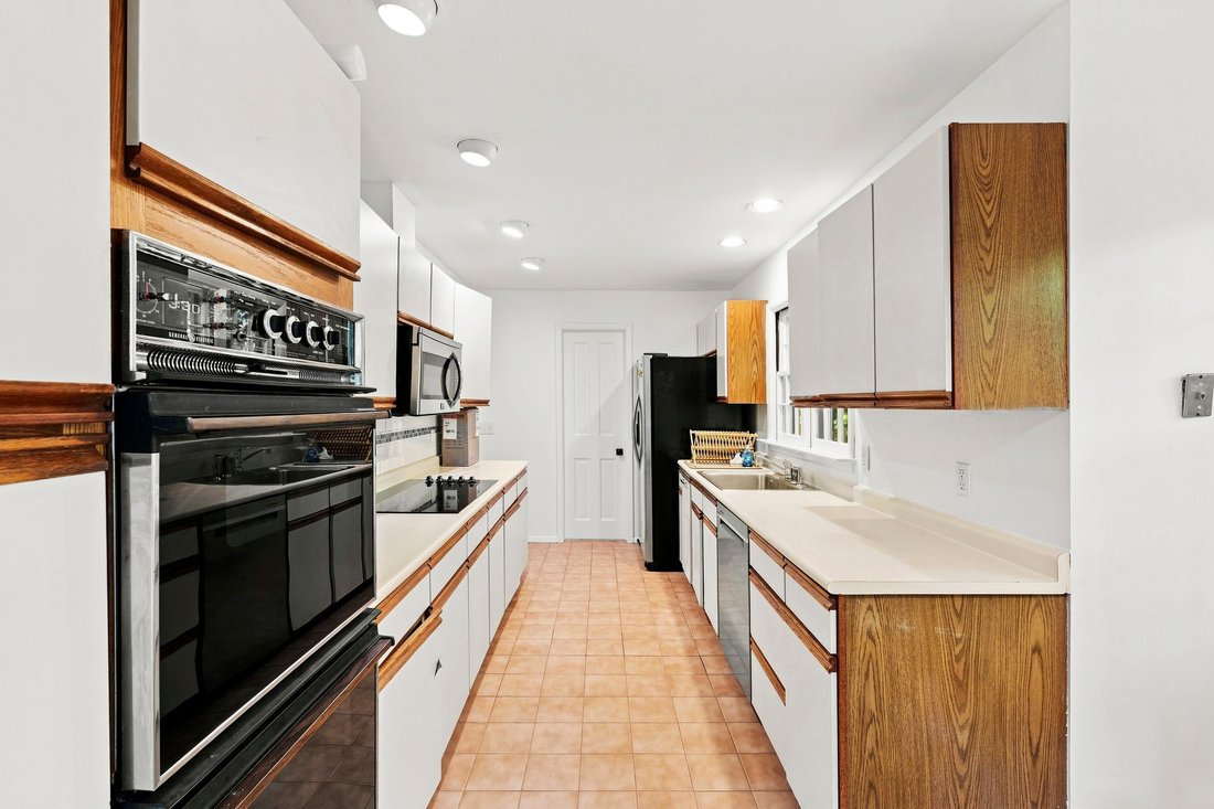 Casa a Southampton, New York, Stati Uniti 1 - 19075086