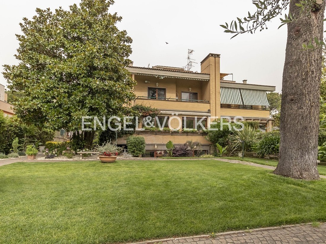 Villa in Eur - Torrino - Giuliano Dalmata, Rome, Lazio 4 - 19072556