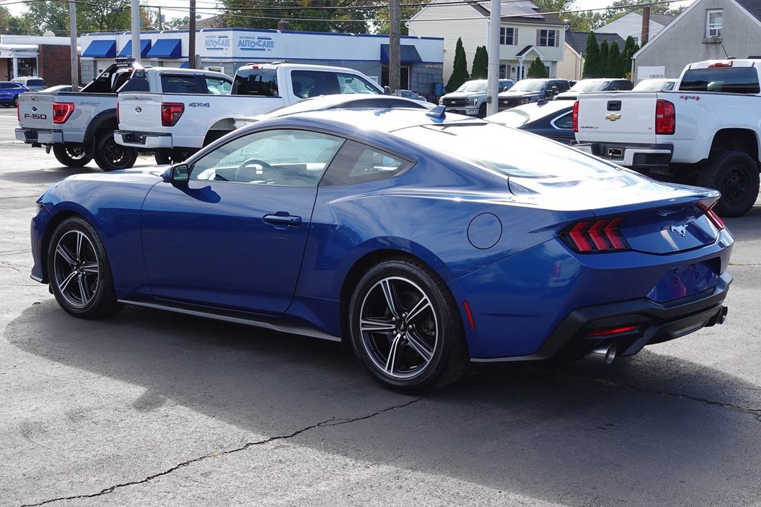 Coupe in Woodbridge, NJ, United States 2 - 19070160