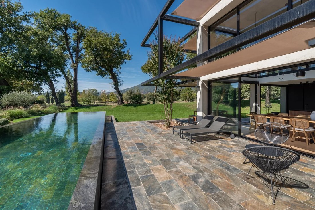 Villa in Châteauneuf-Grasse, Provence-Alpes-Côte d'Azur, Frankreich 4 - 19073265