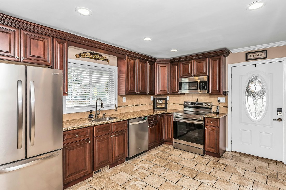 Casa en Levittown, Nueva York, Estados Unidos 5 - 19064191