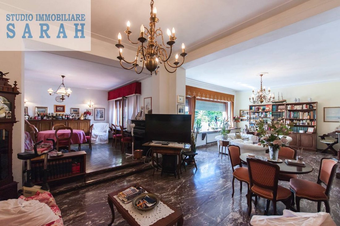 Villa a Centro Storico, Viareggio, Toscana 1 - 16575673
