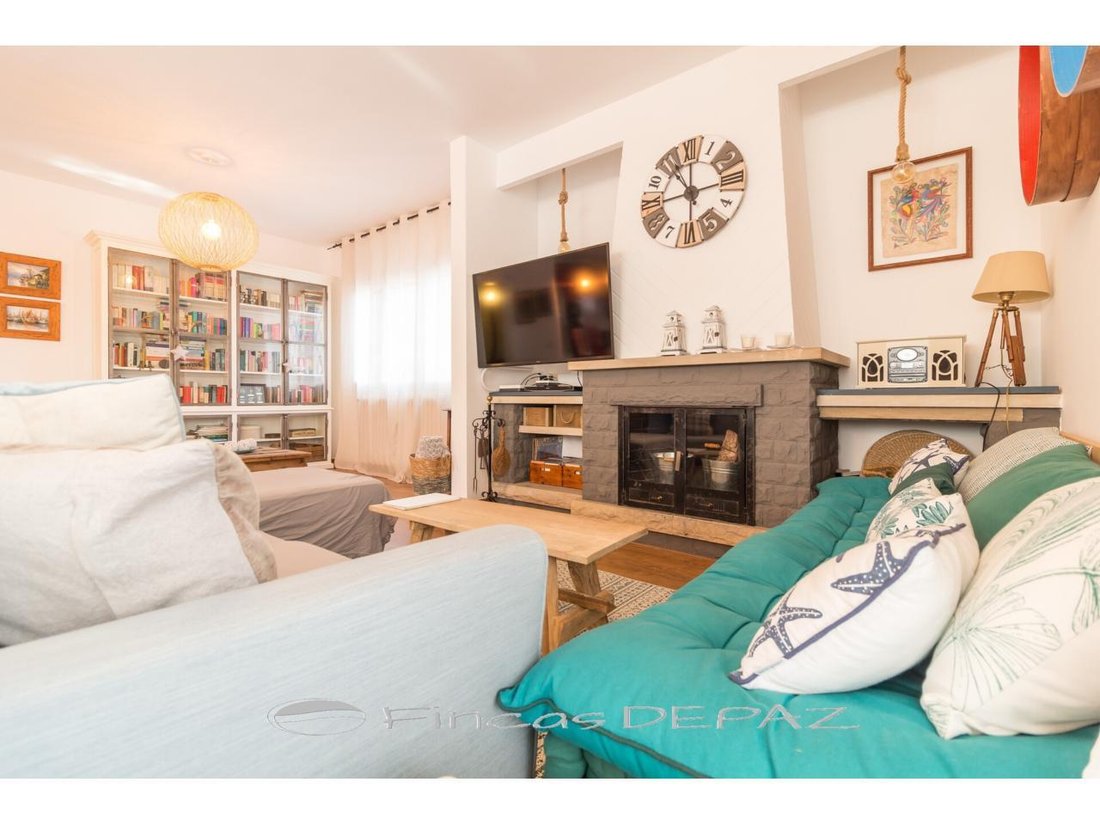 Chalet a Castelldefels, Catalogna, Spagna 2 - 19069911