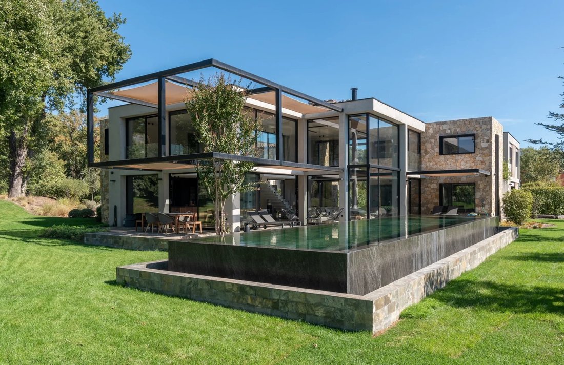 Villa in Châteauneuf-Grasse, Provence-Alpes-Côte d'Azur, Frankreich 2 - 19073265