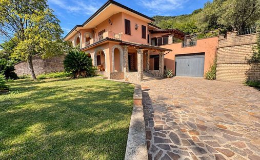 Villa in Sant'Oreste, Latium, Italien 1