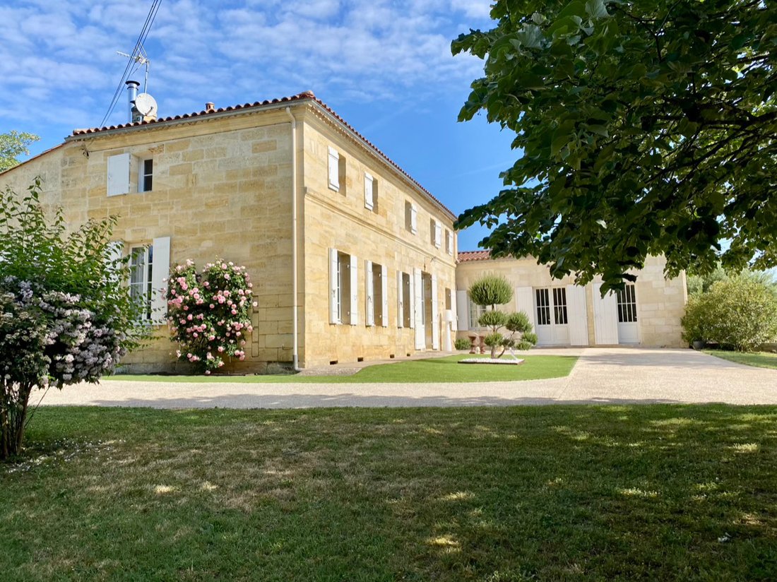 Villa en Libourne, Nueva Aquitania, Francia 2 - 19075195