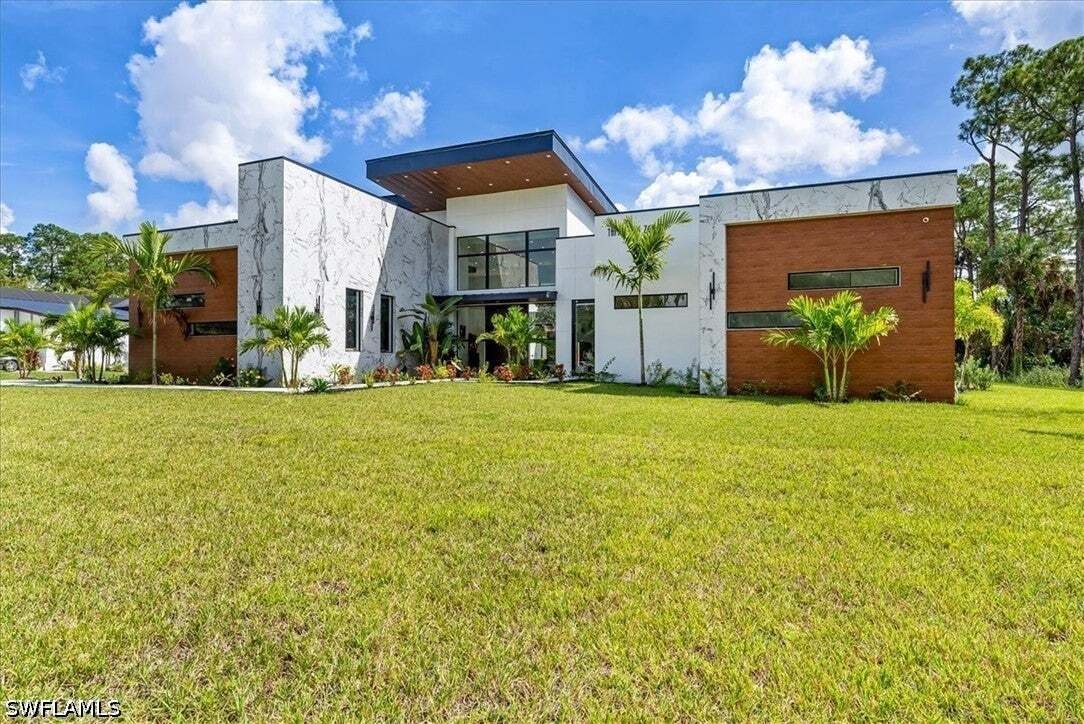 House in Naples, Florida, United States 3 - 19068904