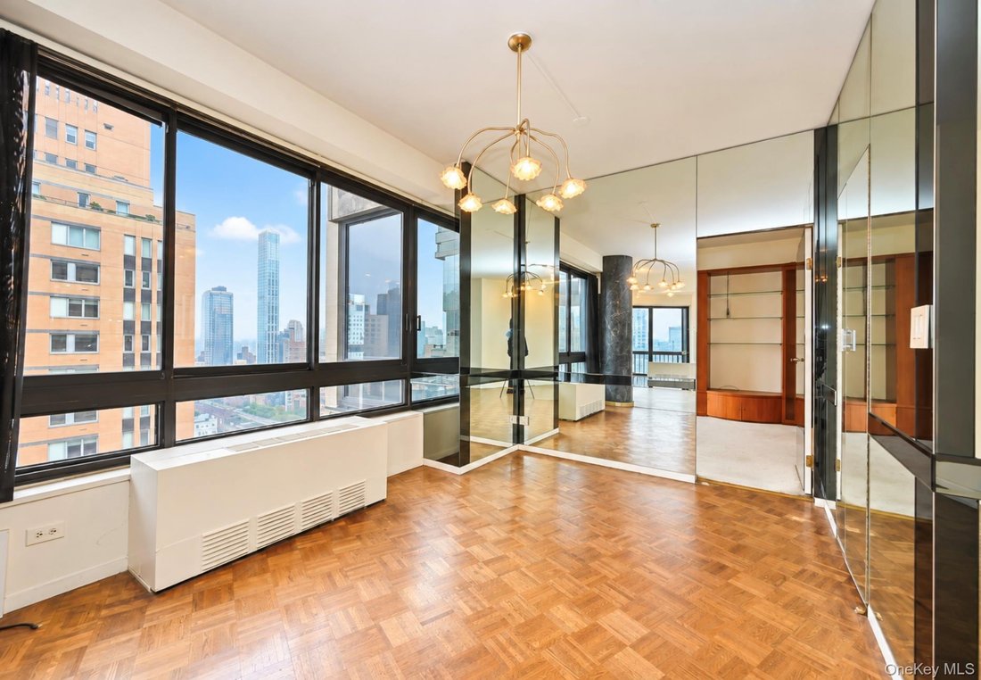 Co Op in New York, New York, United States 5 - 19073809