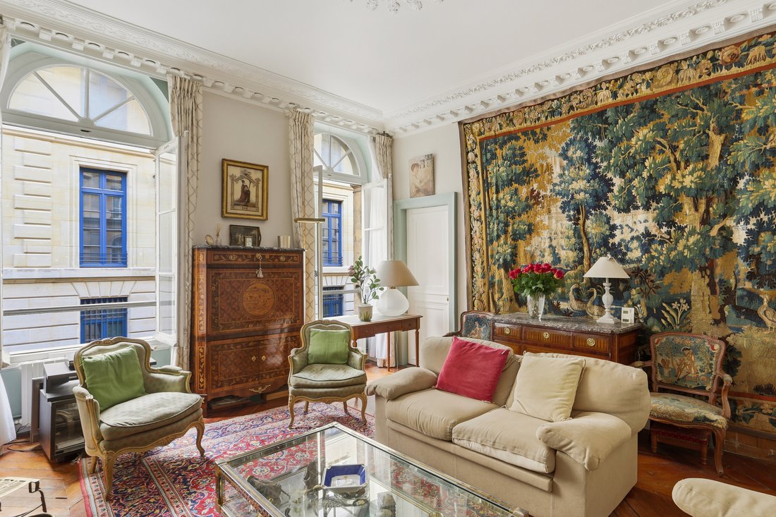 Apartment in Invalides, Paris 7e Arrondissement, Paris 1 - 19071580