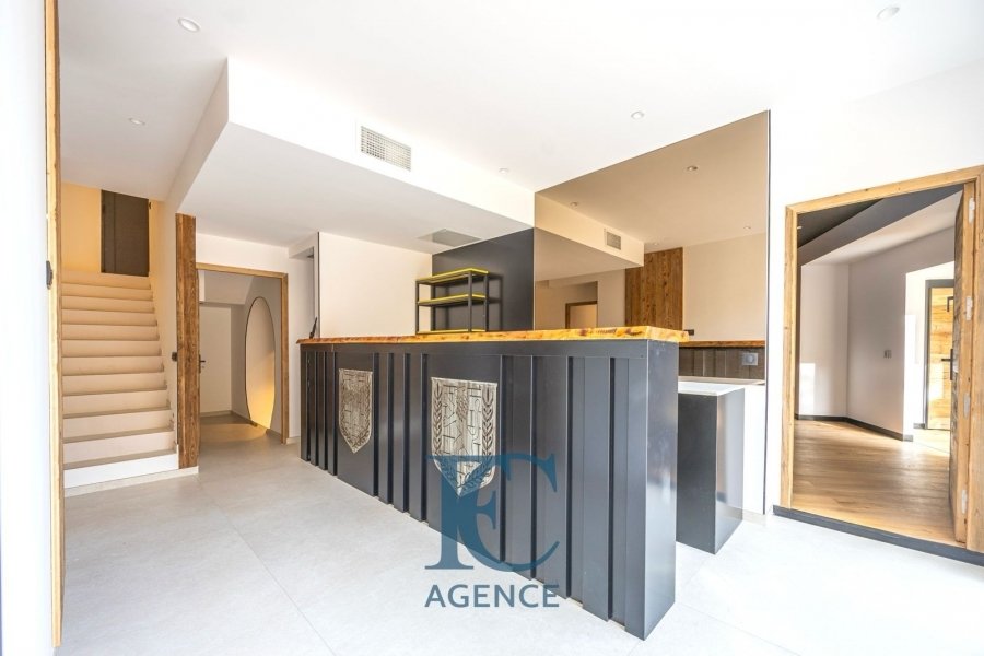 House in Saint-Cyr-sur-Mer, Provence-Alpes-Côte d'Azur, France 5 - 19070774