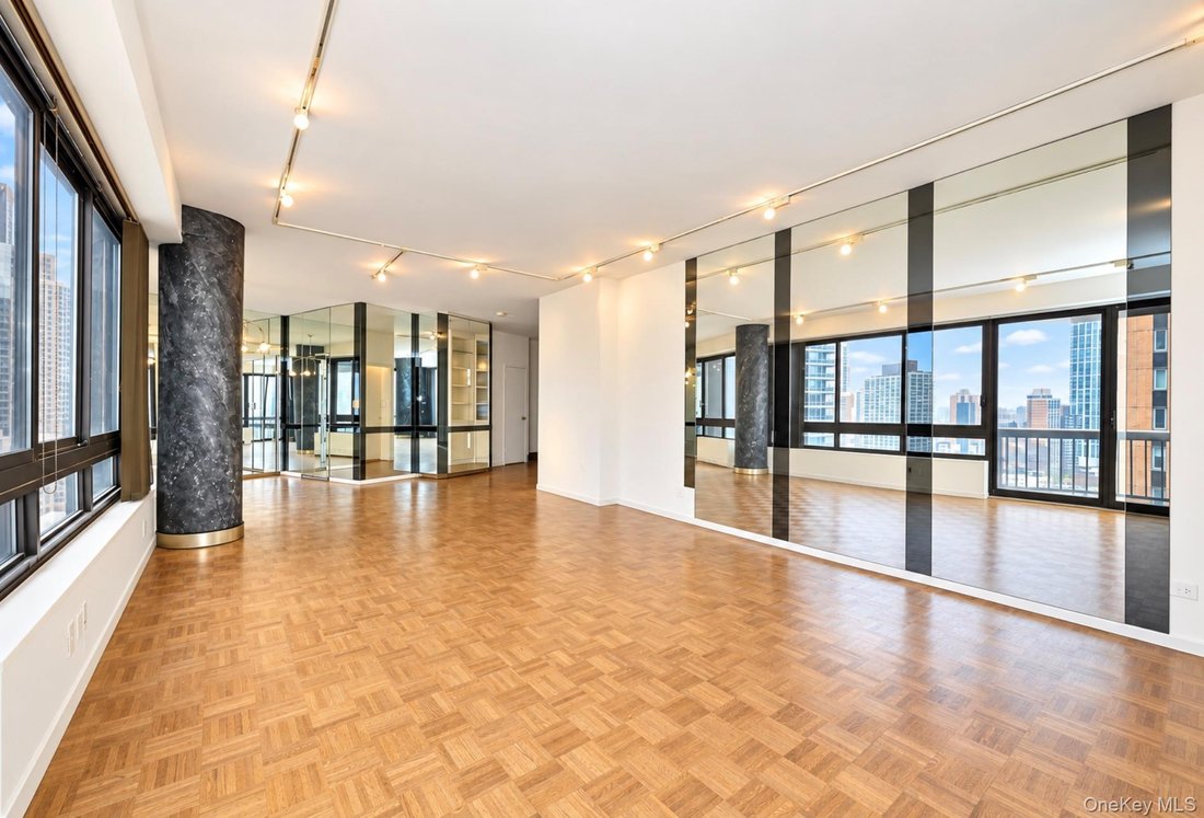 Co Op in New York, New York, United States 3 - 19073809
