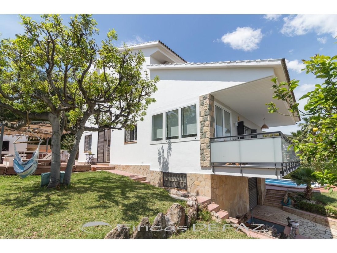 Chalet a Castelldefels, Catalogna, Spagna 1 - 19069940