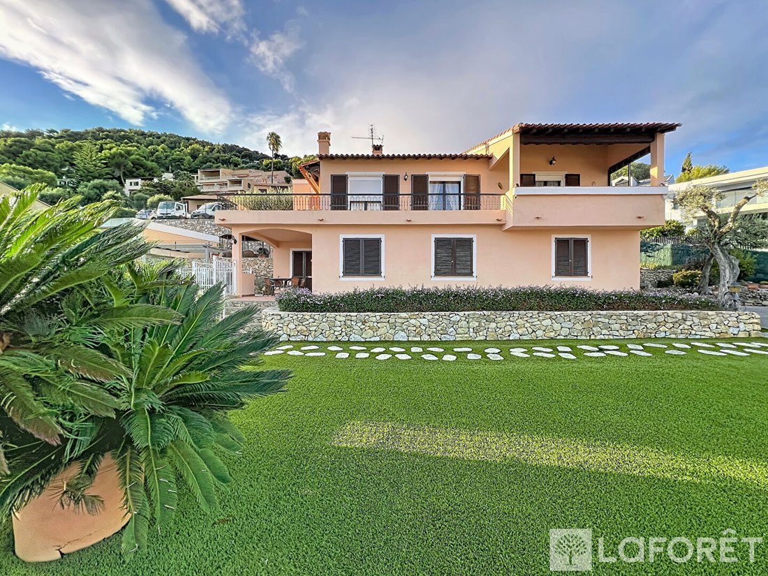 Villa in Village-Cros de Caste-Coupiere-Mont Gros, Roquebrune-Cap-Martin, France 1 - 19071796