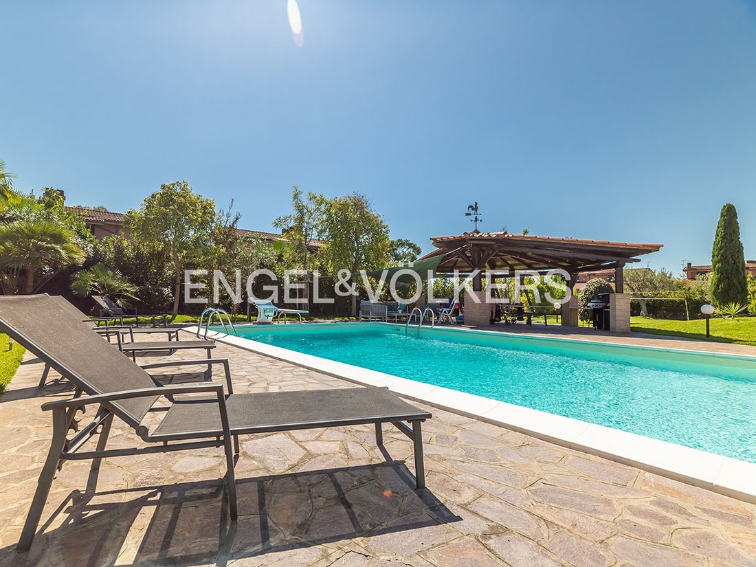 Villa in Infernetto - Casal Palocco - Axa, Rom, Latium 1 - 19072534
