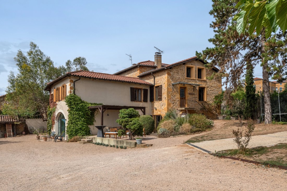Haus in Saint-Jean-des-Vignes, Auvergne-Rhone-Alpen, Frankreich 1 - 19071508