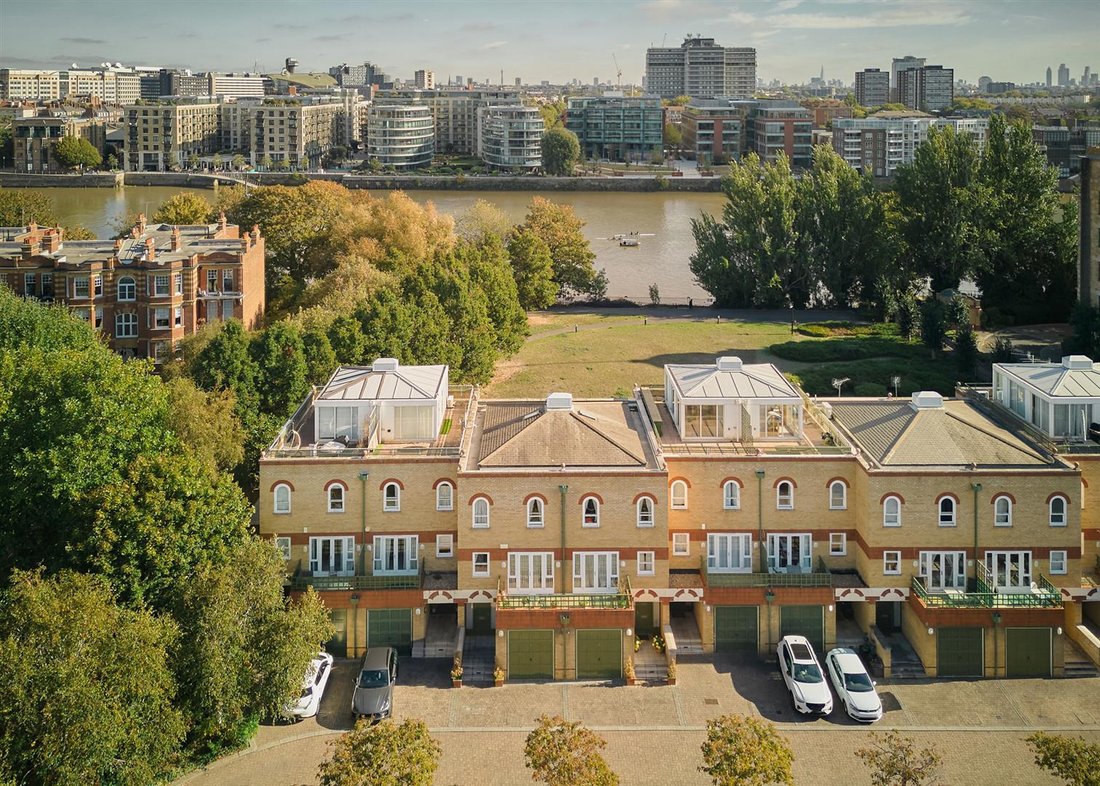 Townhouse in Barnes, Richmond Upon Thames, England 1 - 19073645