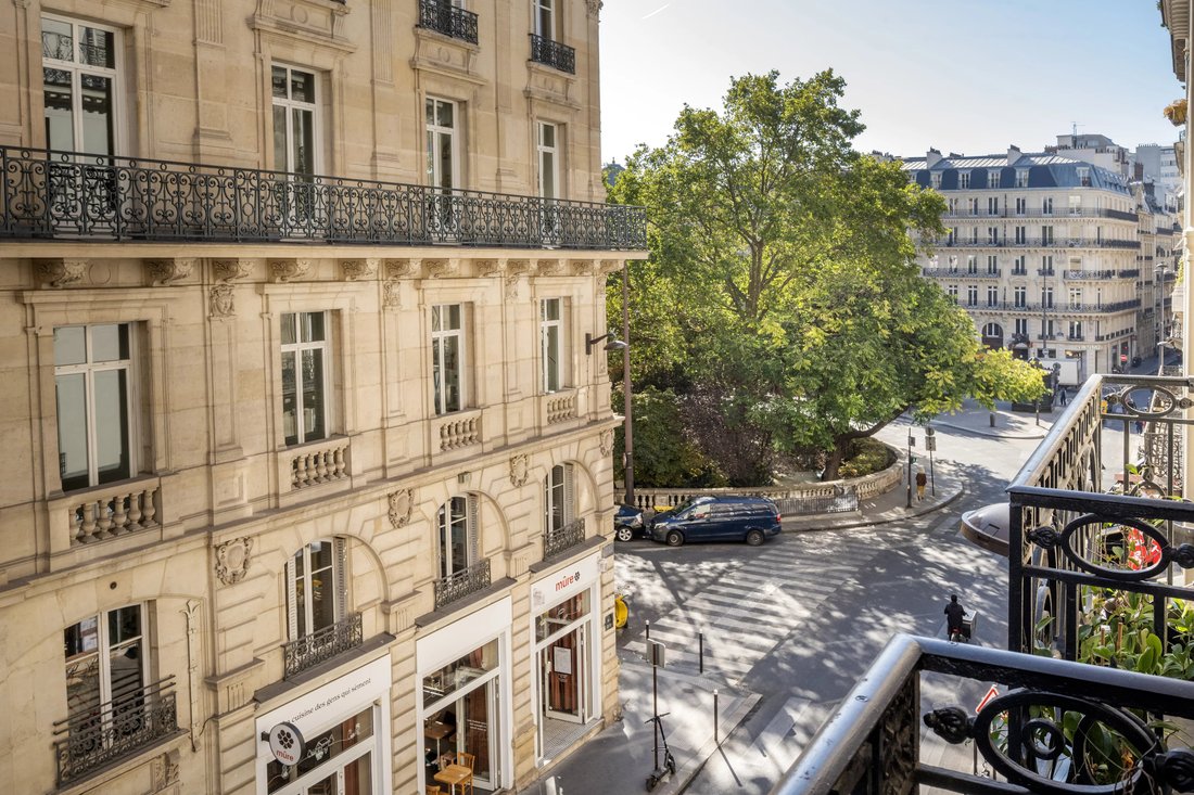 Apartment in Clichy-Trinité, Paris 9e Arrondissement, Paris 1 - 19069665