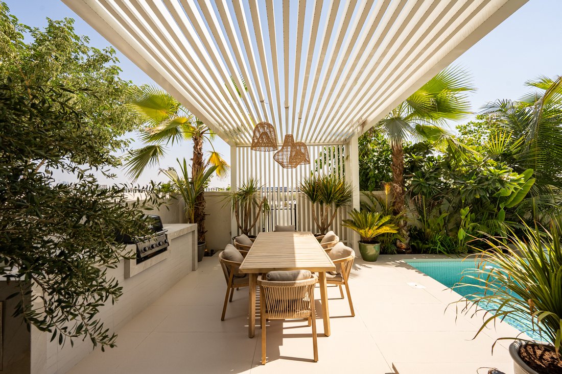Villa in Al Wasl, Dubai, United Arab Emirates 2 - 19076369