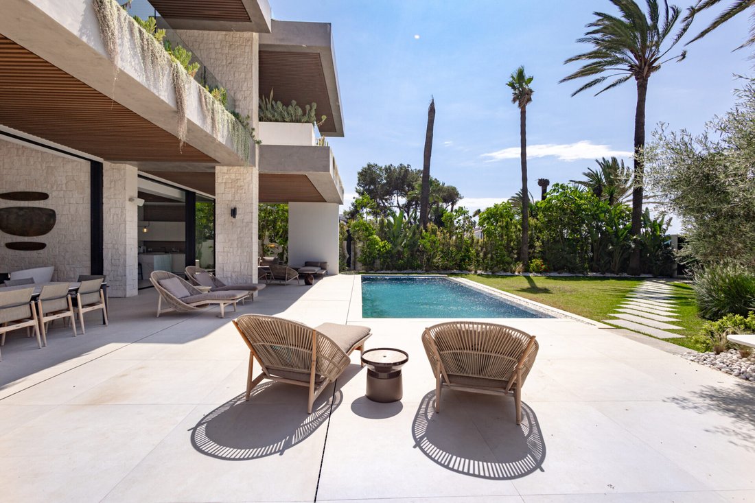 Villa in Marbella, Andalusia, Spain 4 - 19084558