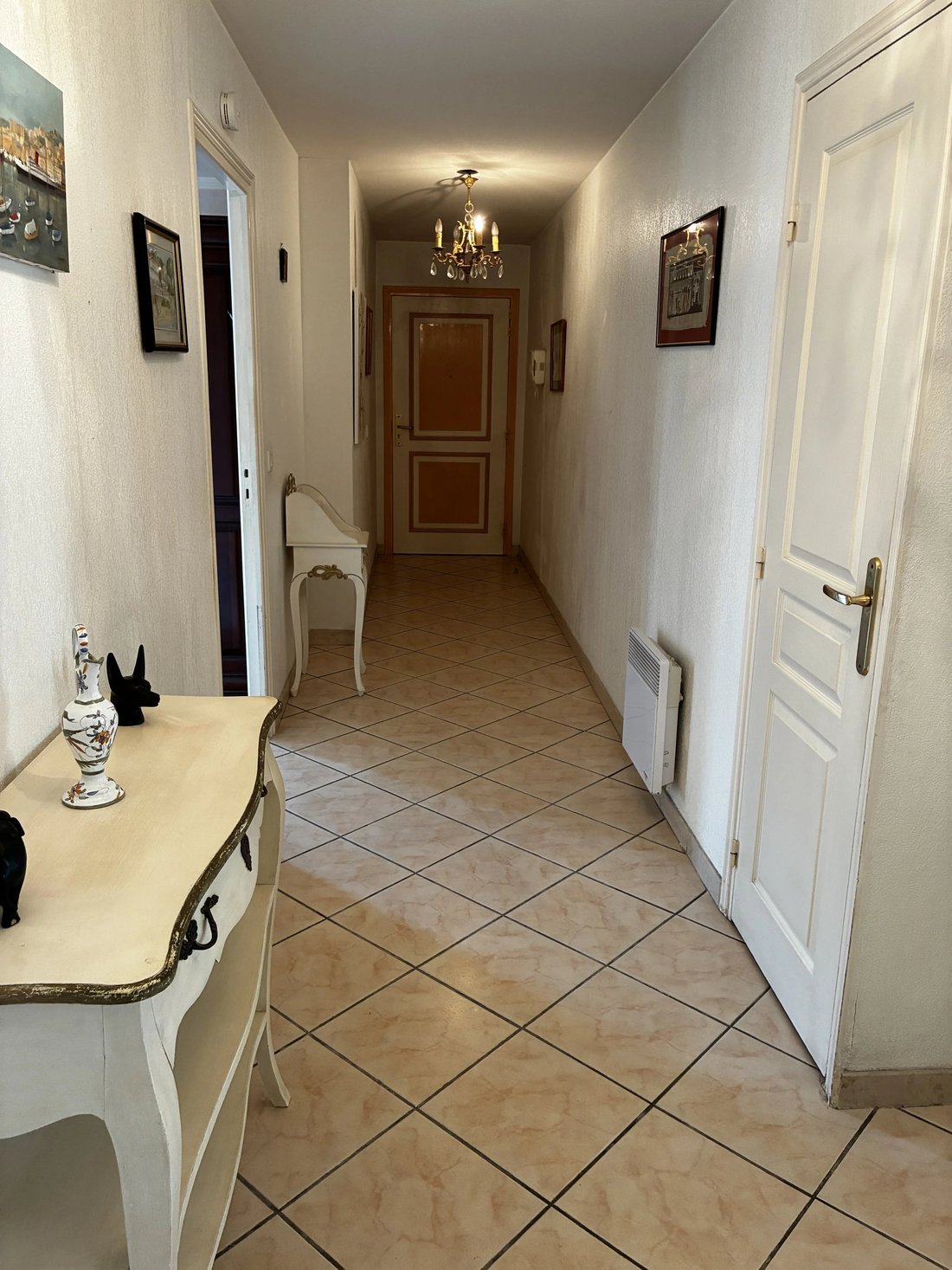 Appartamento a Aiguebonne, Saint-Raphaël, Francia 2 - 19077302