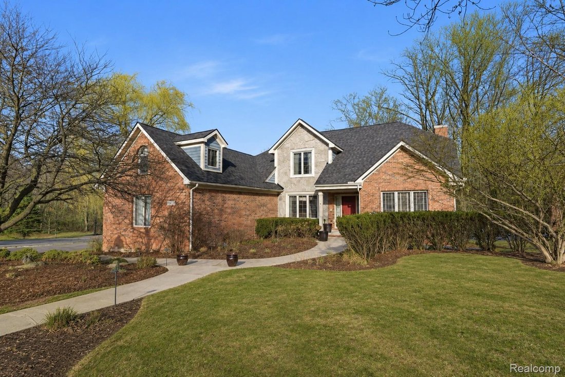 Haus in Farmington Hills, Michigan, Vereinigte Staaten 3 - 19079636