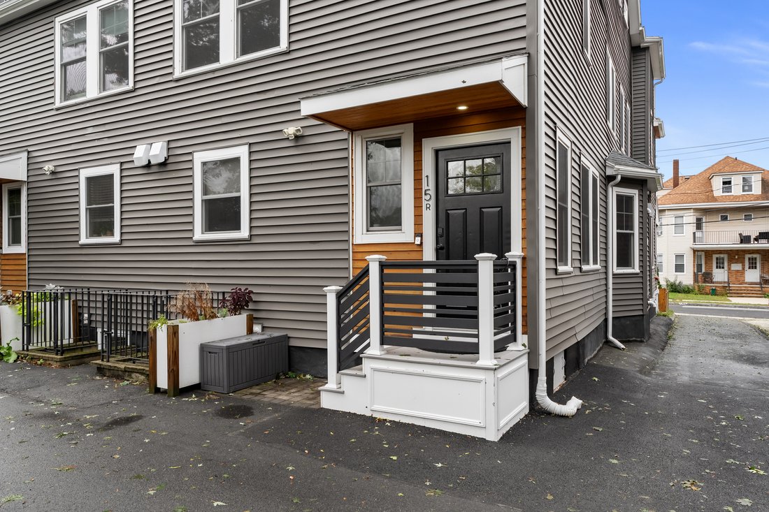 Condo in Arlington, Massachusetts, United States 2 - 19076123