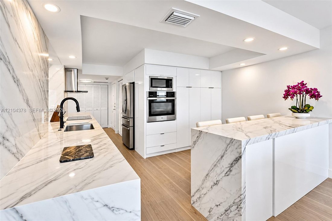 Condo in Fort Lauderdale, Florida, United States 3 - 19081305
