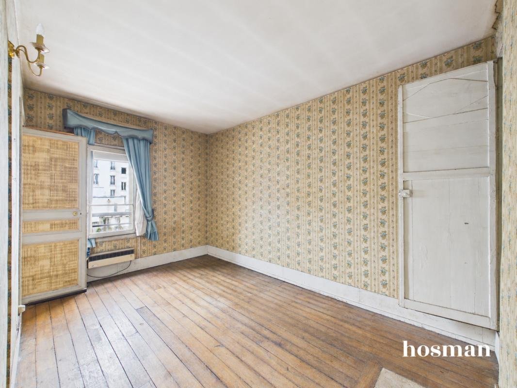 Apartment in Gros Caillou, Paris 7e Arrondissement, Paris 4 - 19084649