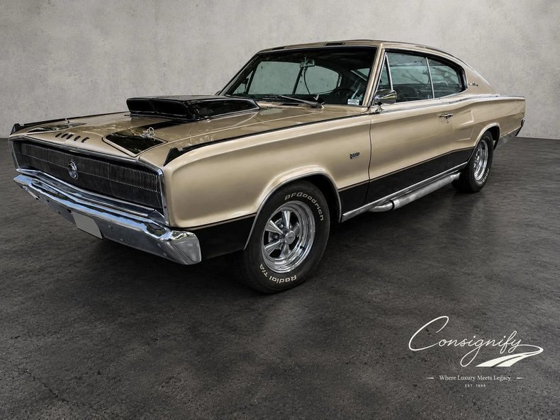 Coupe in Glendale, United States 4 - 18817224