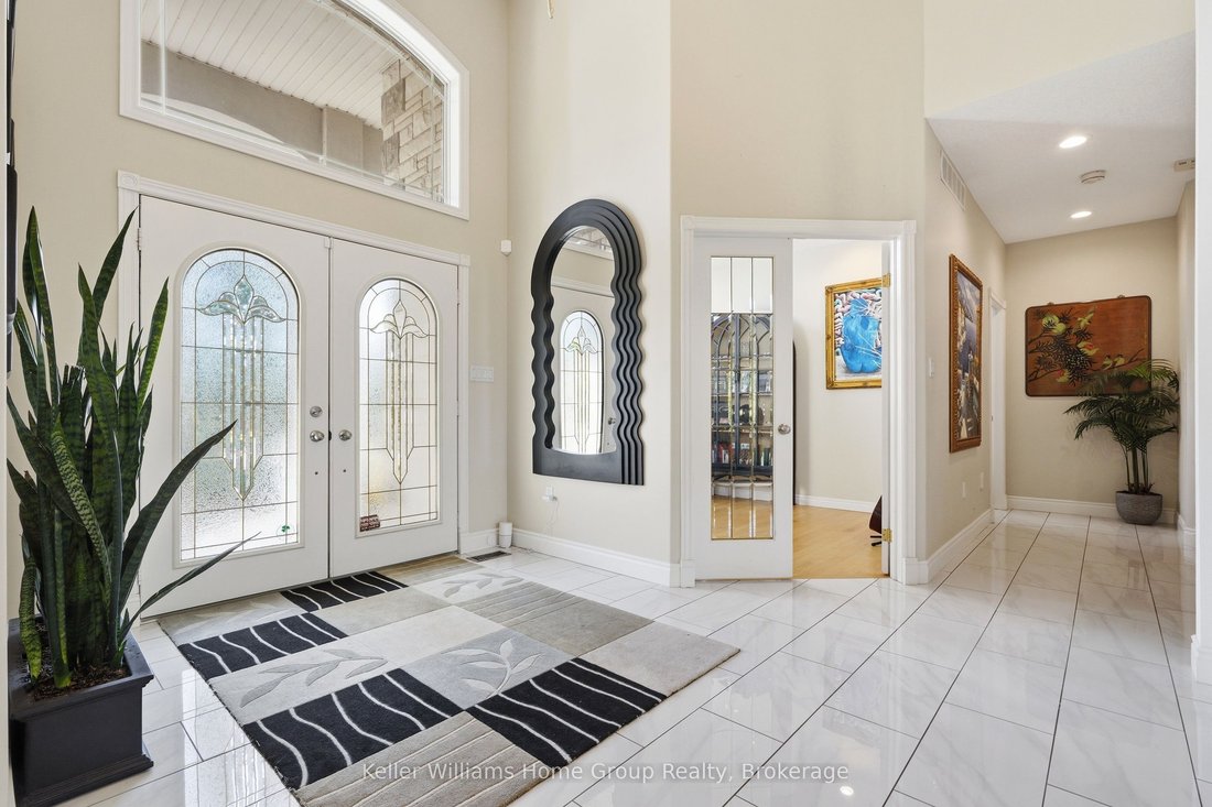 House in Cambridge, Ontario, Canada 5 - 19079528