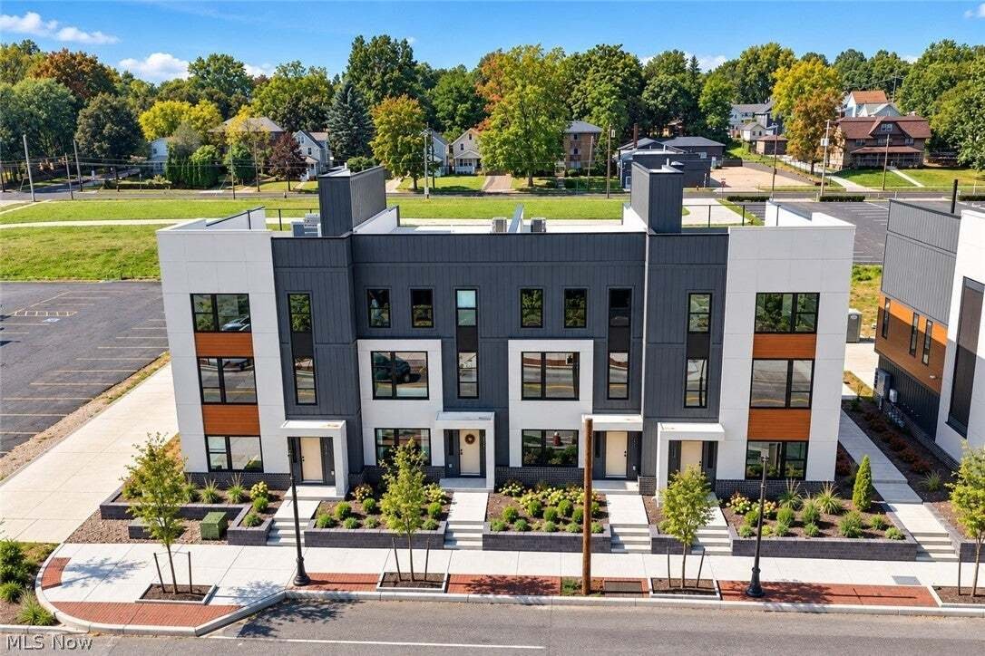 Townhouse in Stow, Ohio, United States 2 - 19085885