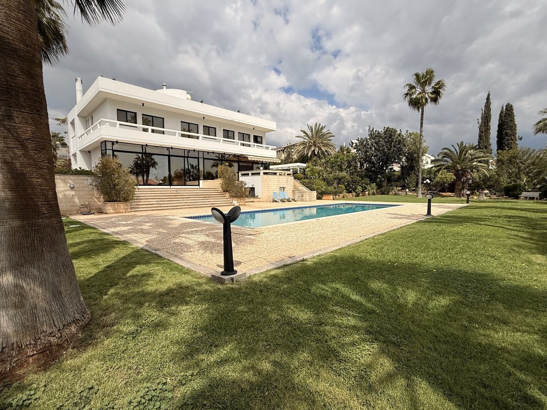 Villa en Germasogeia, Distrito de Limasol, Chipre 1 - 19084166