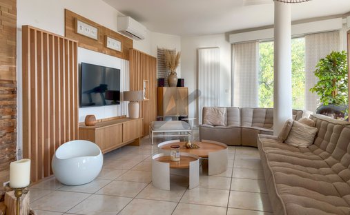 House in Espaly-Saint-Marcel, Auvergne-Rhône-Alpes, France 1