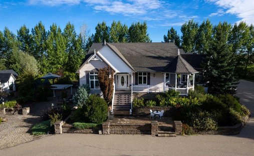 Casa a Didsbury, Alberta, Canada 1