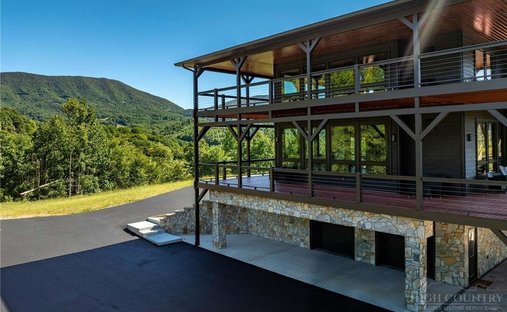 House in Trade, Tennessee, United States 1