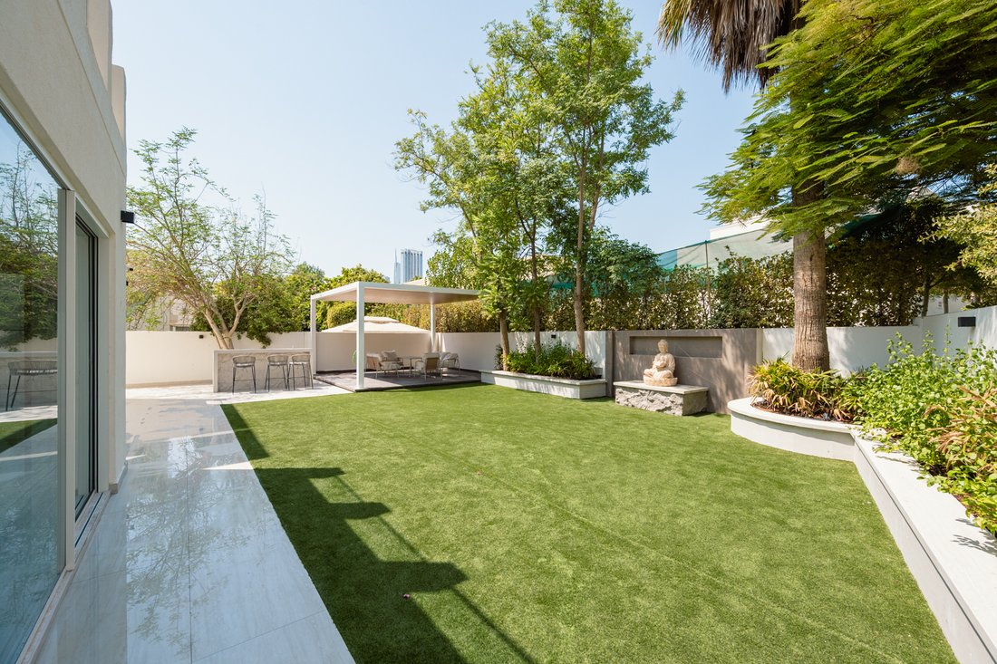Villa in Al Wasl, Dubai, United Arab Emirates 3 - 19076368