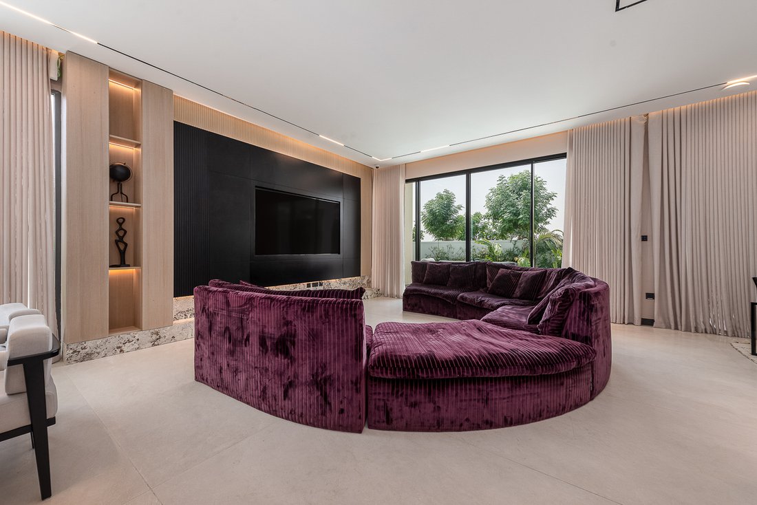 Villa en Al Wasl, Dubái, Emiratos Árabes Unidos 2 - 19076373